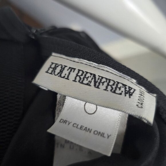 Holt Renfrew One-Shoulder Ruched Black Dress – Elegant Evening / Cocktail - Picture 5 of 5